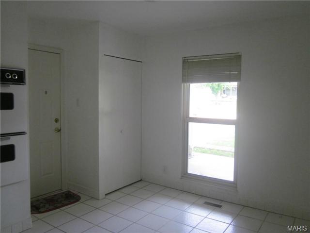 1208 Auber Dr, Ballwin, MO 63011 photo 6