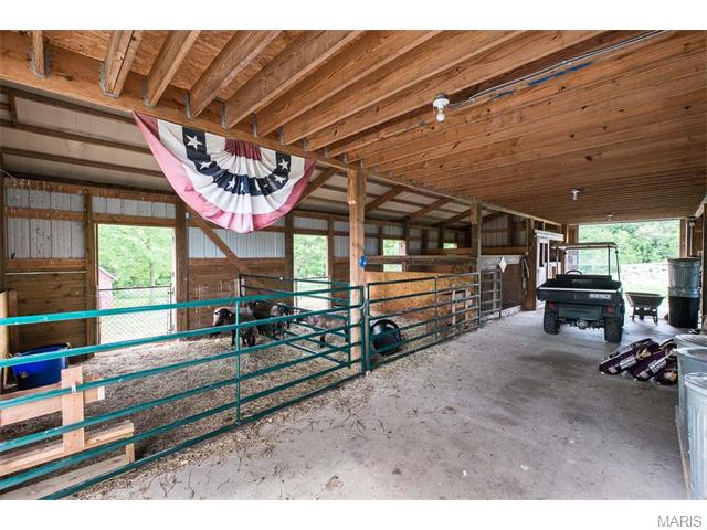 2083 Eisenbath Rd, O'fallon, MO 63366 photo 9