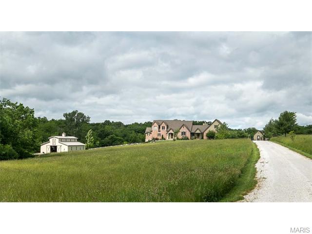 2083 Eisenbath Rd, O'fallon, MO 63366 photo 2