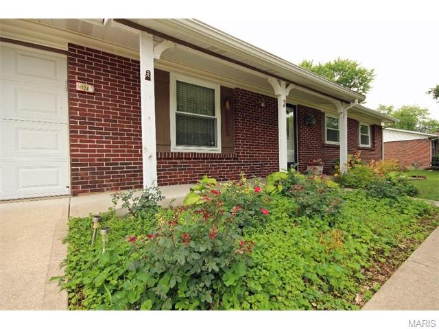 11245 Terry Ave, Bridgeton, MO 63044 photo 4