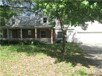 24 S Schlueter Ave, Saint Louis, MO 63135 photo 11