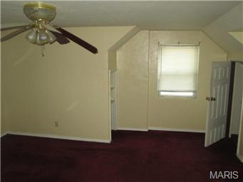 24 S Schlueter Ave, Saint Louis, MO 63135 photo 9
