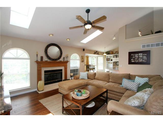 4 Legacy Ct, O'fallon, MO 63366 photo 4