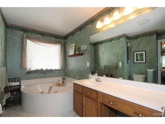 4 Legacy Ct, O'fallon, MO 63366 photo 24
