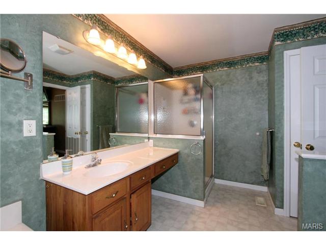 4 Legacy Ct, O'fallon, MO 63366 photo 18