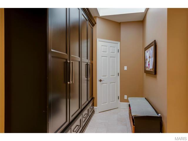 10 Frontenac Pl, Frontenac, MO 63131 photo 26