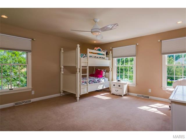 10 Frontenac Pl, Frontenac, MO 63131 photo 38
