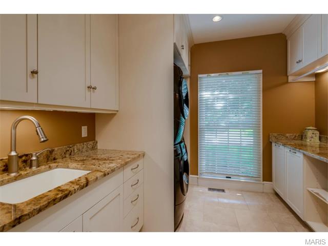 10 Frontenac Pl, Frontenac, MO 63131 photo 27