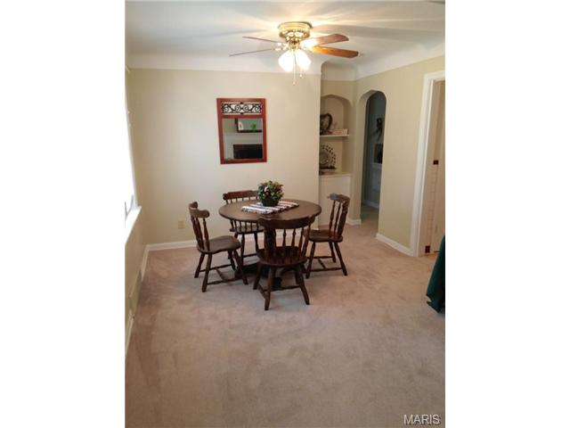 427 Robert Ave, Ferguson, MO 63135 photo 5