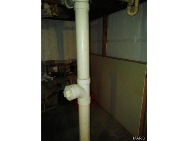 427 Robert Ave, Ferguson, MO 63135 photo 22