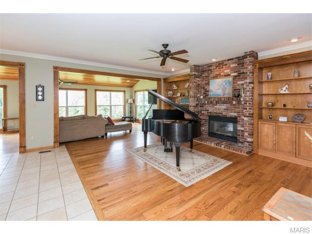 5165 Rosemount Dr, Weldon Spring, MO 63304 photo 10