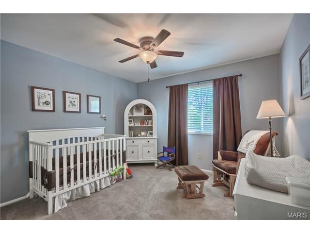 615 Wynn Pl, Ballwin, MO 63021 photo 16