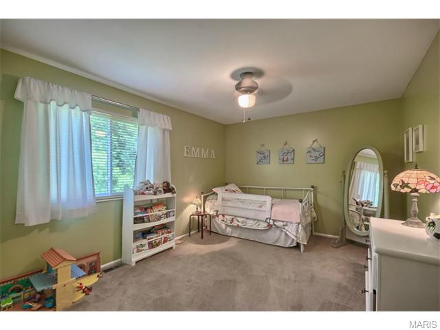 615 Wynn Pl, Ballwin, MO 63021 photo 15