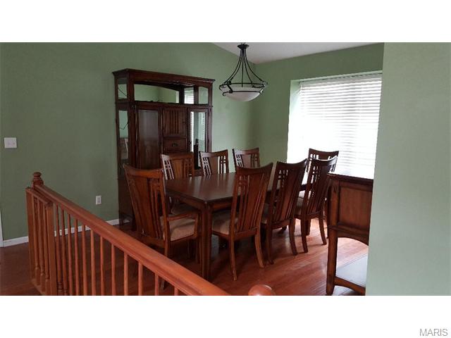 437 Melanie Mdws, Ballwin, MO 63021 photo 8