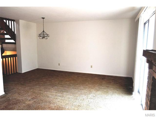 630 Painted Vis, Ballwin, MO 63021 photo 6