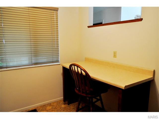 630 Painted Vis, Ballwin, MO 63021 photo 10