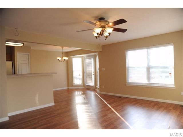 322 Tyndale, O'fallon, MO 63366 photo 4