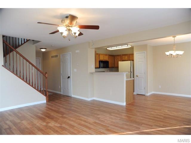 322 Tyndale, O'fallon, MO 63366 photo 3