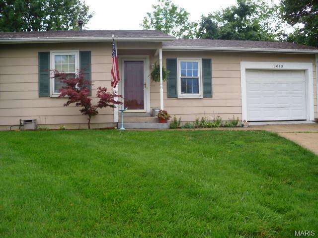 2013 Winter Hill Dr, O'fallon, MO 63366 photo 1