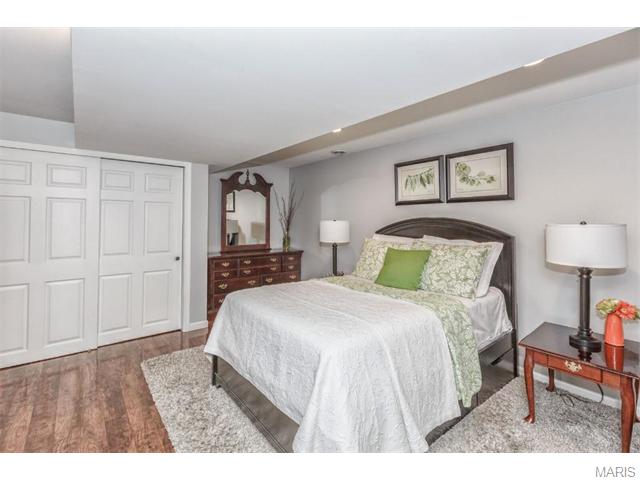 226 Arbor Crst, Ballwin, MO 63021 photo 42