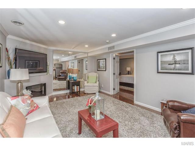 226 Arbor Crst, Ballwin, MO 63021 photo 37