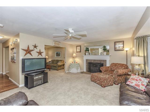 226 Arbor Crst, Ballwin, MO 63021 photo 14