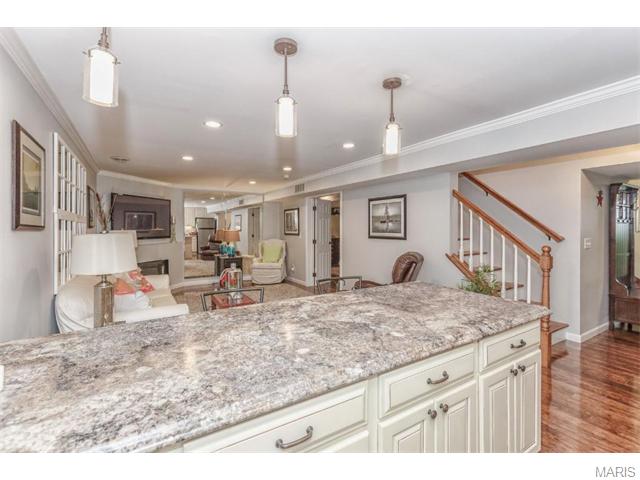 226 Arbor Crst, Ballwin, MO 63021 photo 40