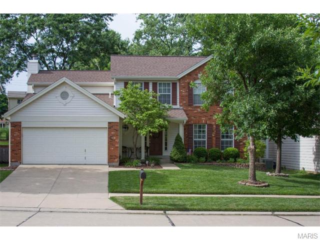 913 Kylemore Dr, Ballwin, MO 63021 photo 1