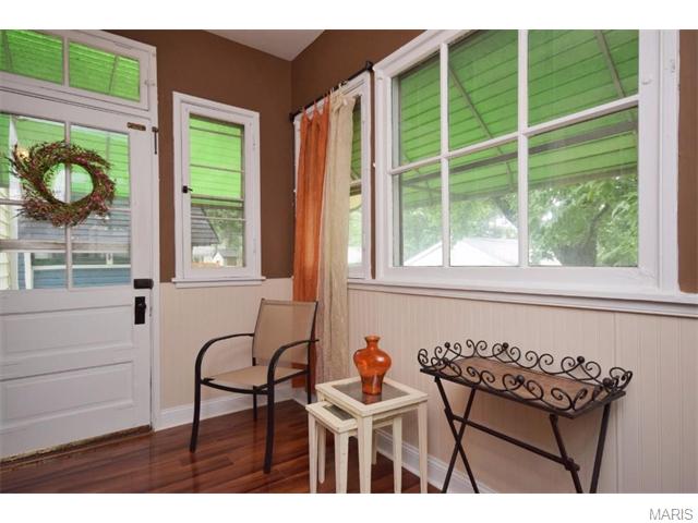 5220 Gresham Ave, Saint Louis, MO 63109 photo 8