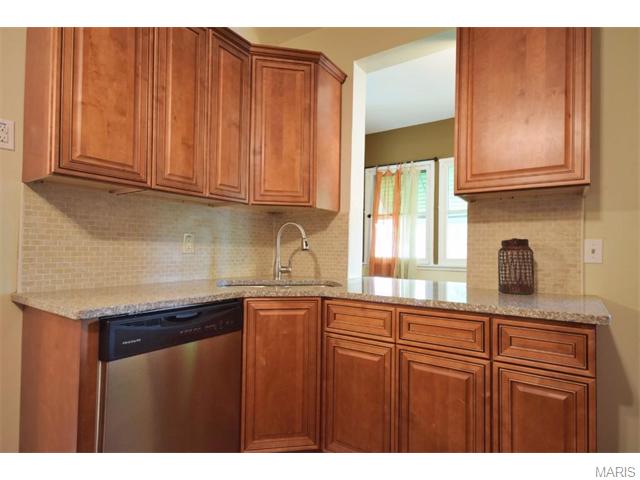 5220 Gresham Ave, Saint Louis, MO 63109 photo 3