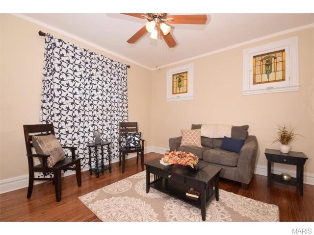 5220 Gresham Ave, Saint Louis, MO 63109 photo 5