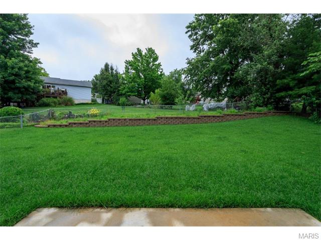 607 Chapparal Dr, O'fallon, MO 63368 photo 15