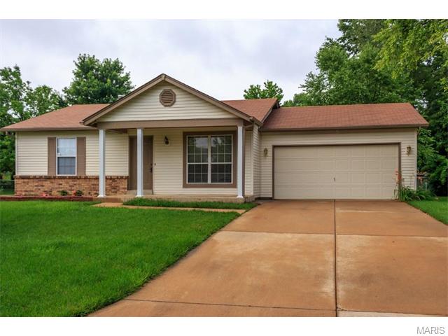 607 Chapparal Dr, O'fallon, MO 63368 photo 1