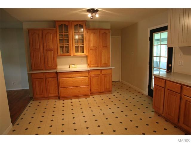 3236 Haas Ave, Bridgeton, MO 63044 photo 5