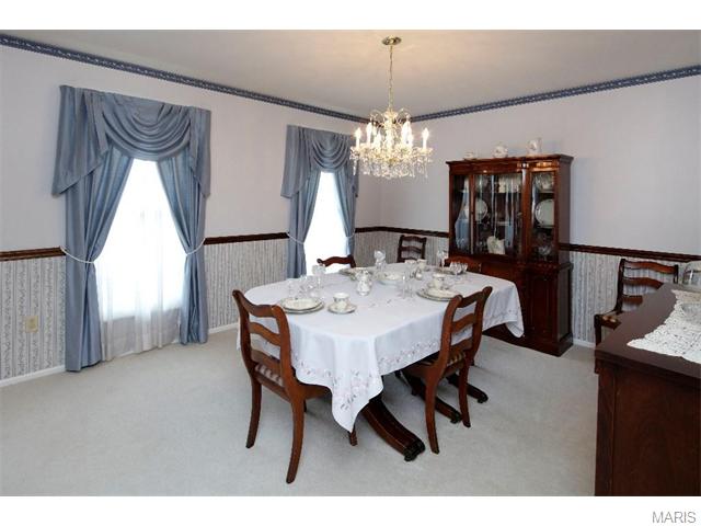 12 Butternut Ct, O'fallon, MO 63368 photo 2