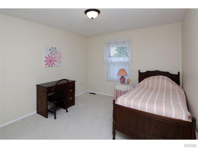 12 Butternut Ct, O'fallon, MO 63368 photo 13