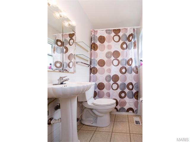 1047 Carole Ln, Ellisville, MO 63021 photo 7