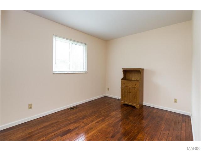 1047 Carole Ln, Ellisville, MO 63021 photo 10