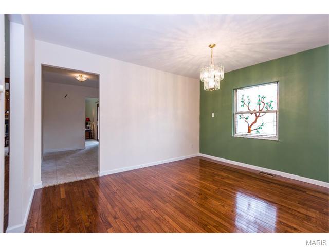 1047 Carole Ln, Ellisville, MO 63021 photo 5