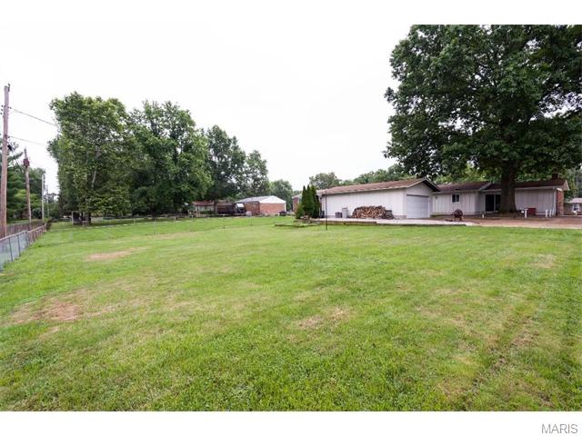 1047 Carole Ln, Ellisville, MO 63021 photo 17