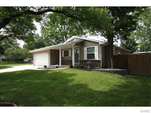 703 Trudy Ln, O'fallon, MO 63366 photo 1