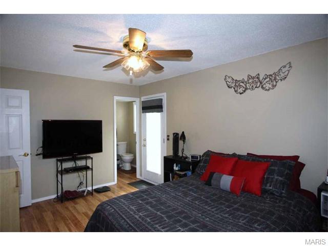 703 Trudy Ln, O'fallon, MO 63366 photo 10