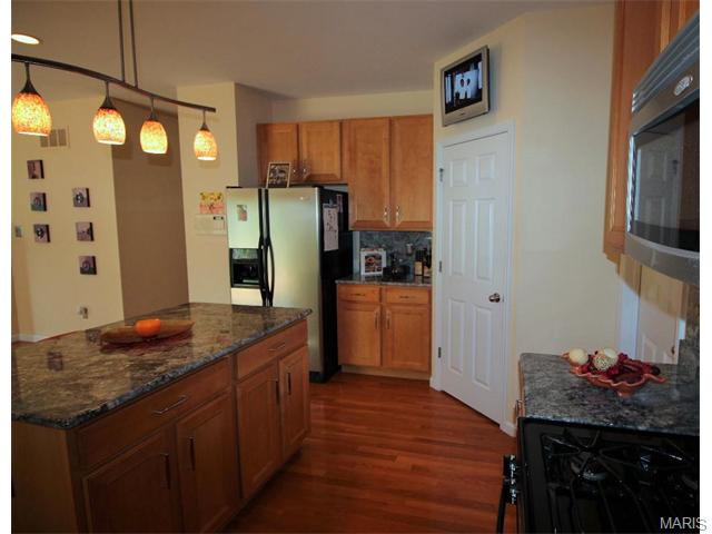965 Molloy Dr, O'fallon, MO 63366 photo 12