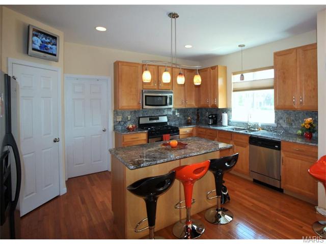 965 Molloy Dr, O'fallon, MO 63366 photo 10