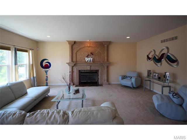 965 Molloy Dr, O'fallon, MO 63366 photo 16