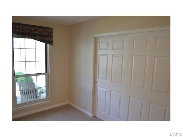 863 Woodside Trails Dr, Ballwin, MO 63021 photo 18