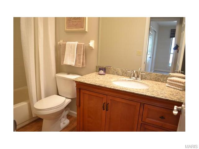 863 Woodside Trails Dr, Ballwin, MO 63021 photo 19
