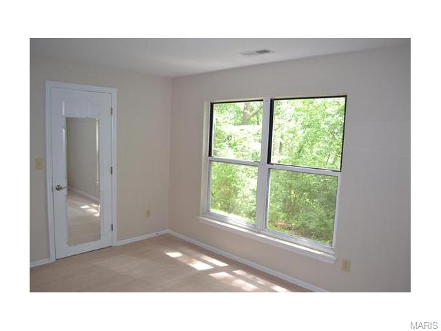 863 Woodside Trails Dr, Ballwin, MO 63021 photo 21