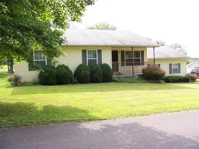 1226 Forest Hls, Saint Clair, MO 63077 photo 1