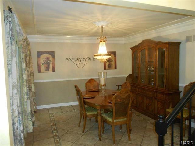 455 Terrington Dr, Ballwin, MO 63021 photo 5